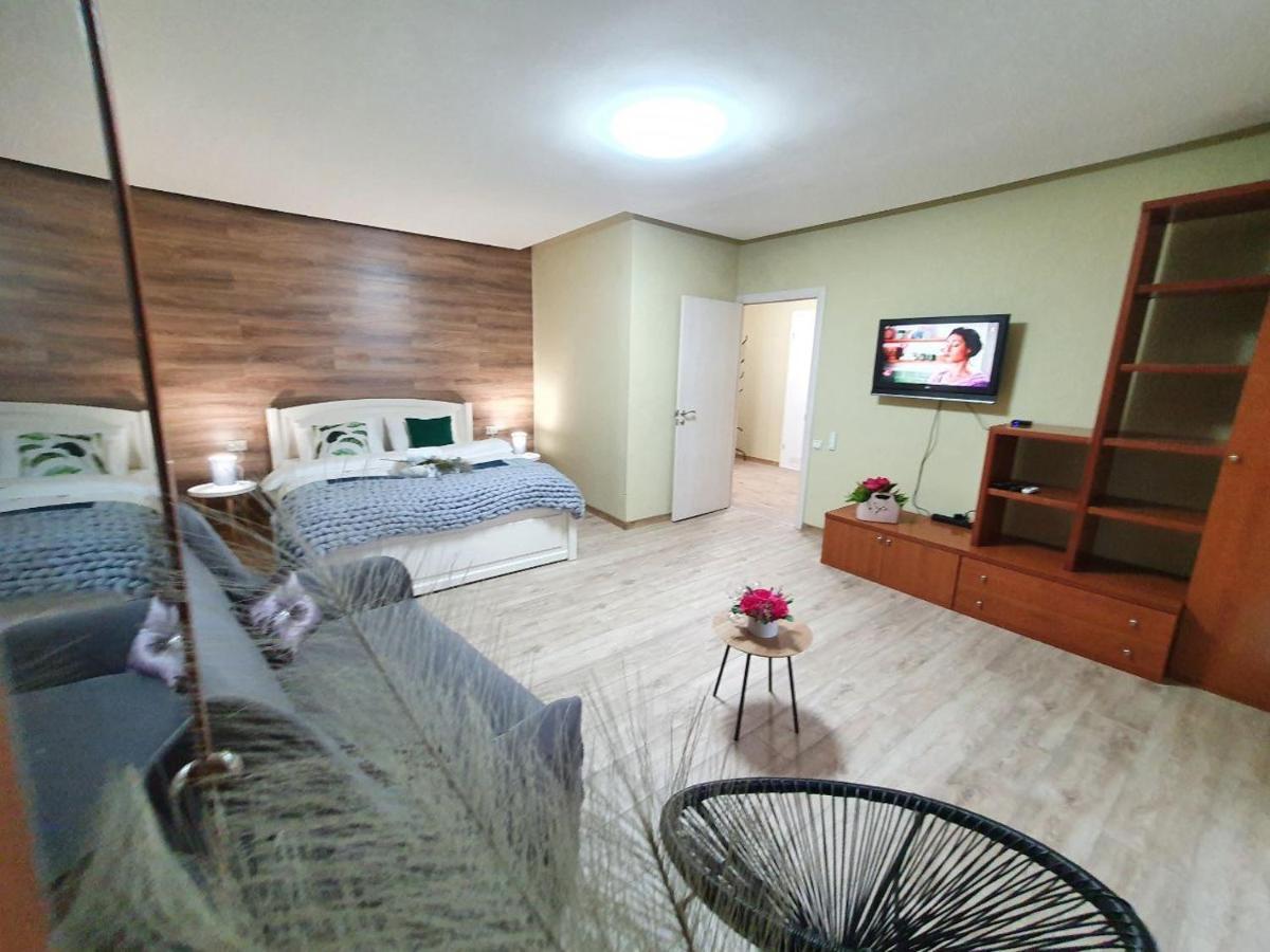 Inn Home Apartments-Olimpiysky Stadium Area Kiev Ngoại thất bức ảnh