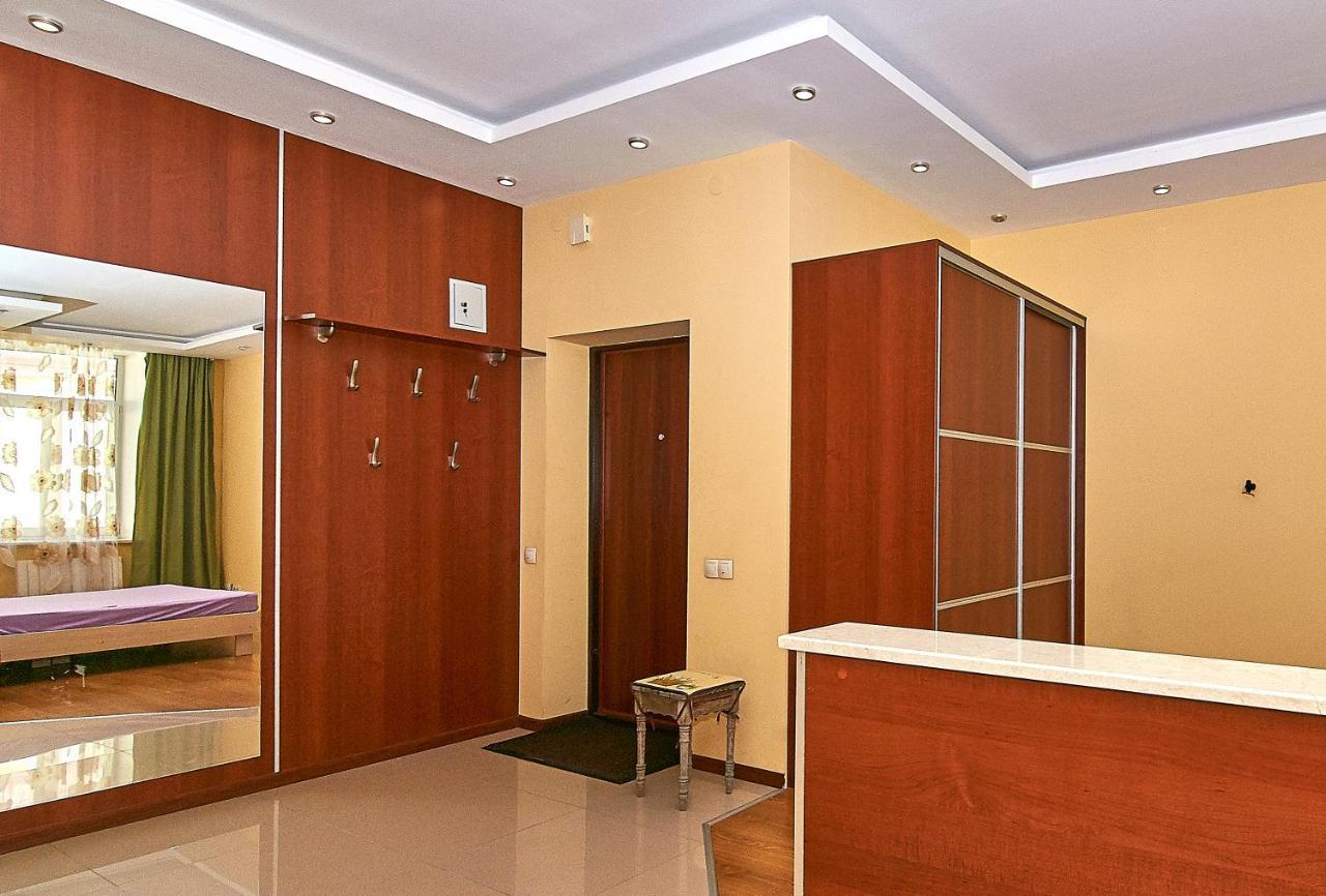 Inn Home Apartments-Olimpiysky Stadium Area Kiev Ngoại thất bức ảnh