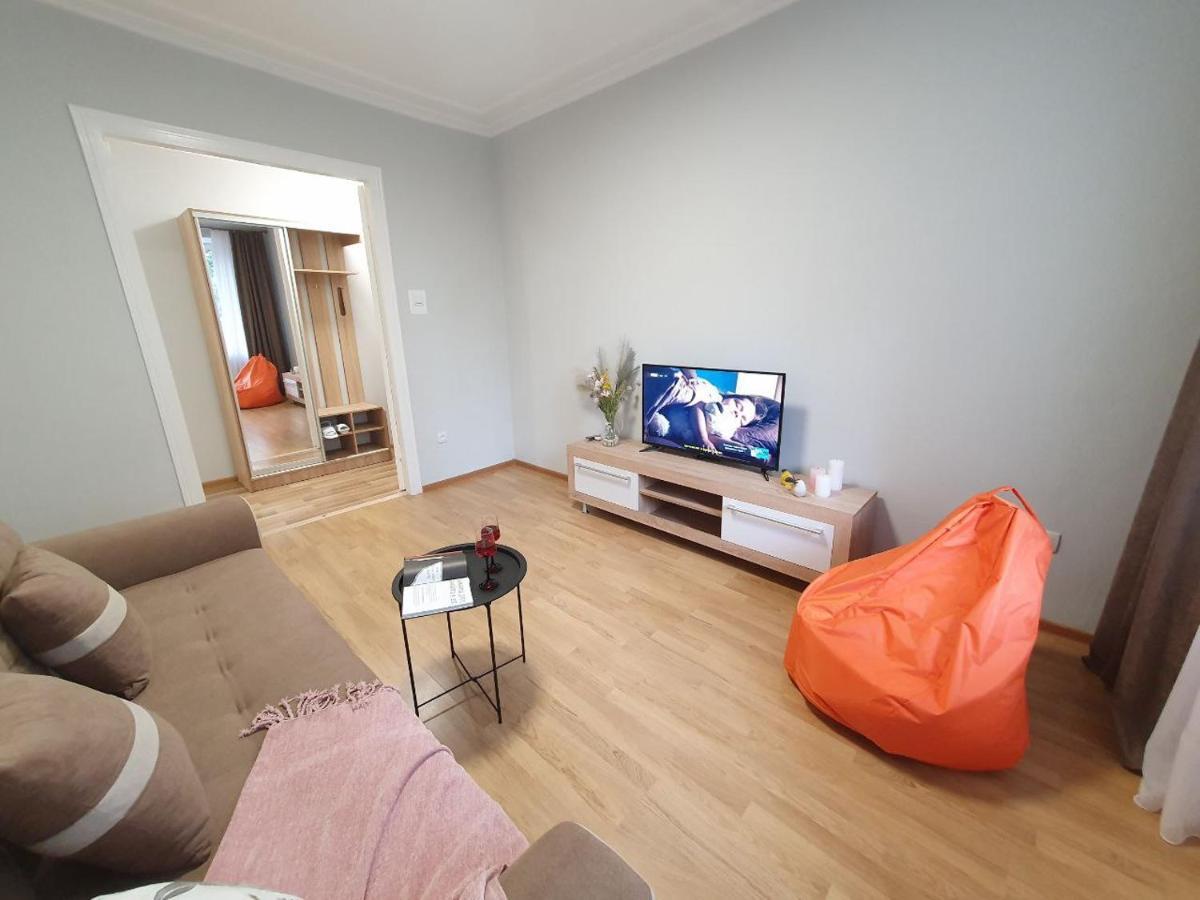 Inn Home Apartments-Olimpiysky Stadium Area Kiev Ngoại thất bức ảnh