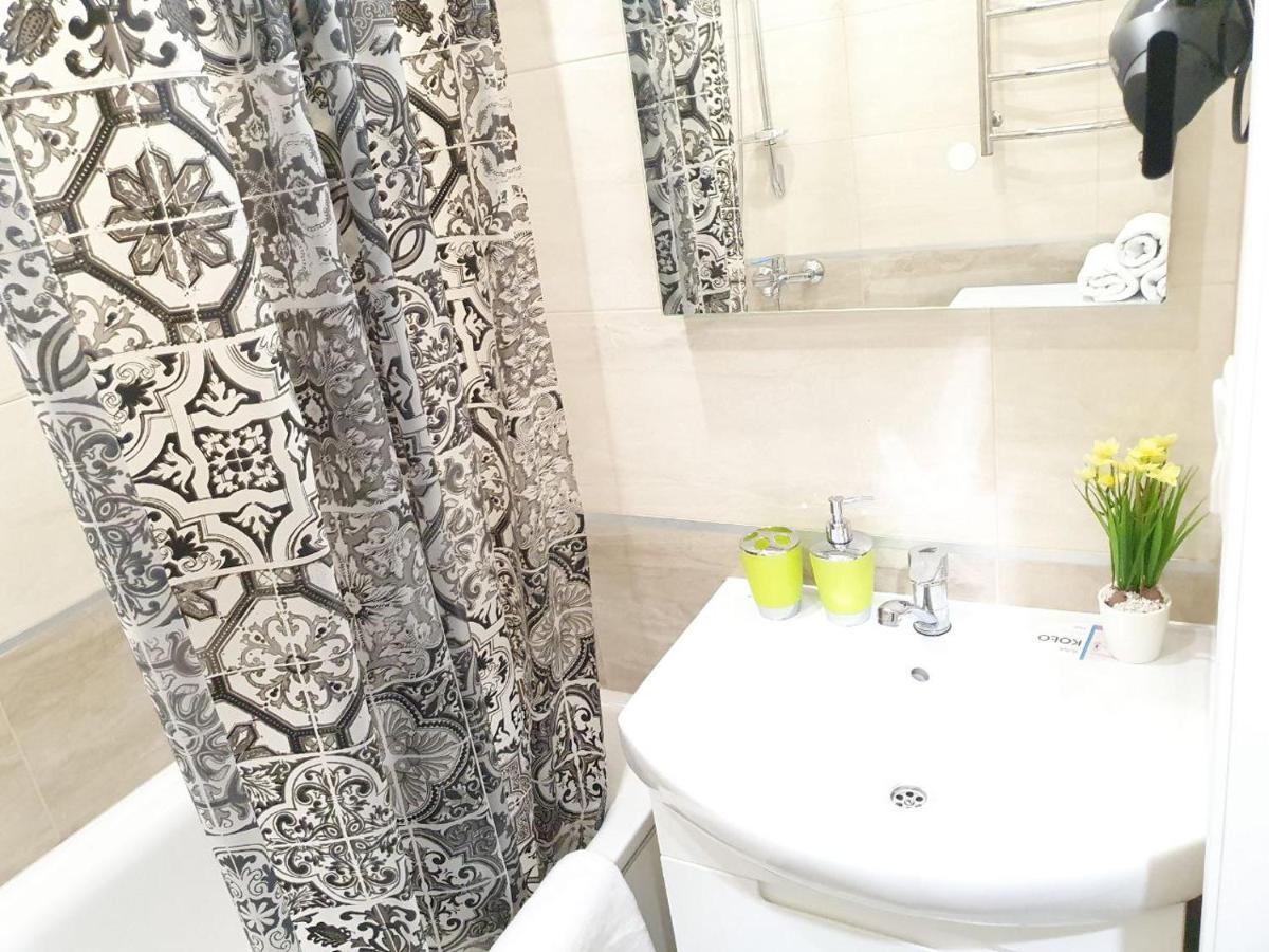 Inn Home Apartments-Olimpiysky Stadium Area Kiev Ngoại thất bức ảnh