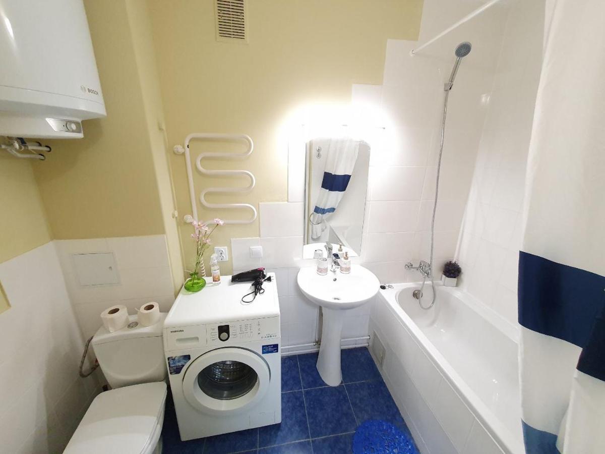 Inn Home Apartments-Olimpiysky Stadium Area Kiev Ngoại thất bức ảnh