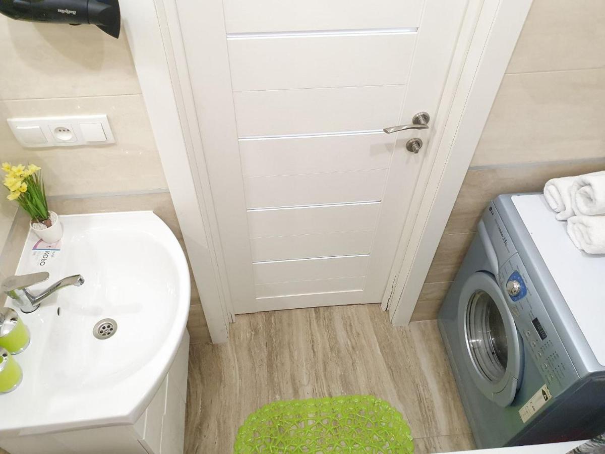 Inn Home Apartments-Olimpiysky Stadium Area Kiev Ngoại thất bức ảnh