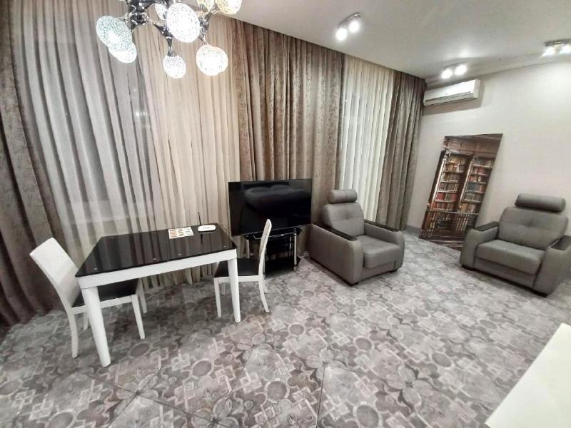Inn Home Apartments-Olimpiysky Stadium Area Kiev Ngoại thất bức ảnh